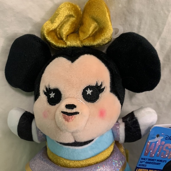 Disney Parks Wishables 50th anniversary Minnie Mouse , New with tags - Picture 4 of 5